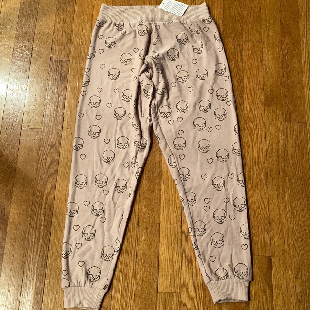 Chaser skull hearts sweatpants size xs